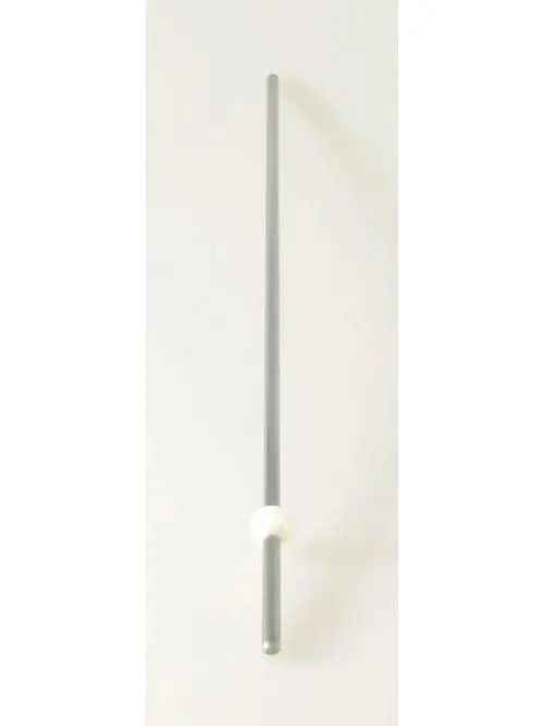 Plungerstange in Chrom, senkrecht ausgerichtet, mit einer weißen Halterung, vor hellem Hintergrund. Ideal Standard Produkt für sanitäre Anwendungen.